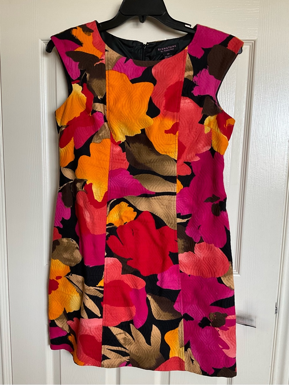 Signature by Robbie Bee Vibrant Floral Cotton Fitted Dress, Size 12 Petite